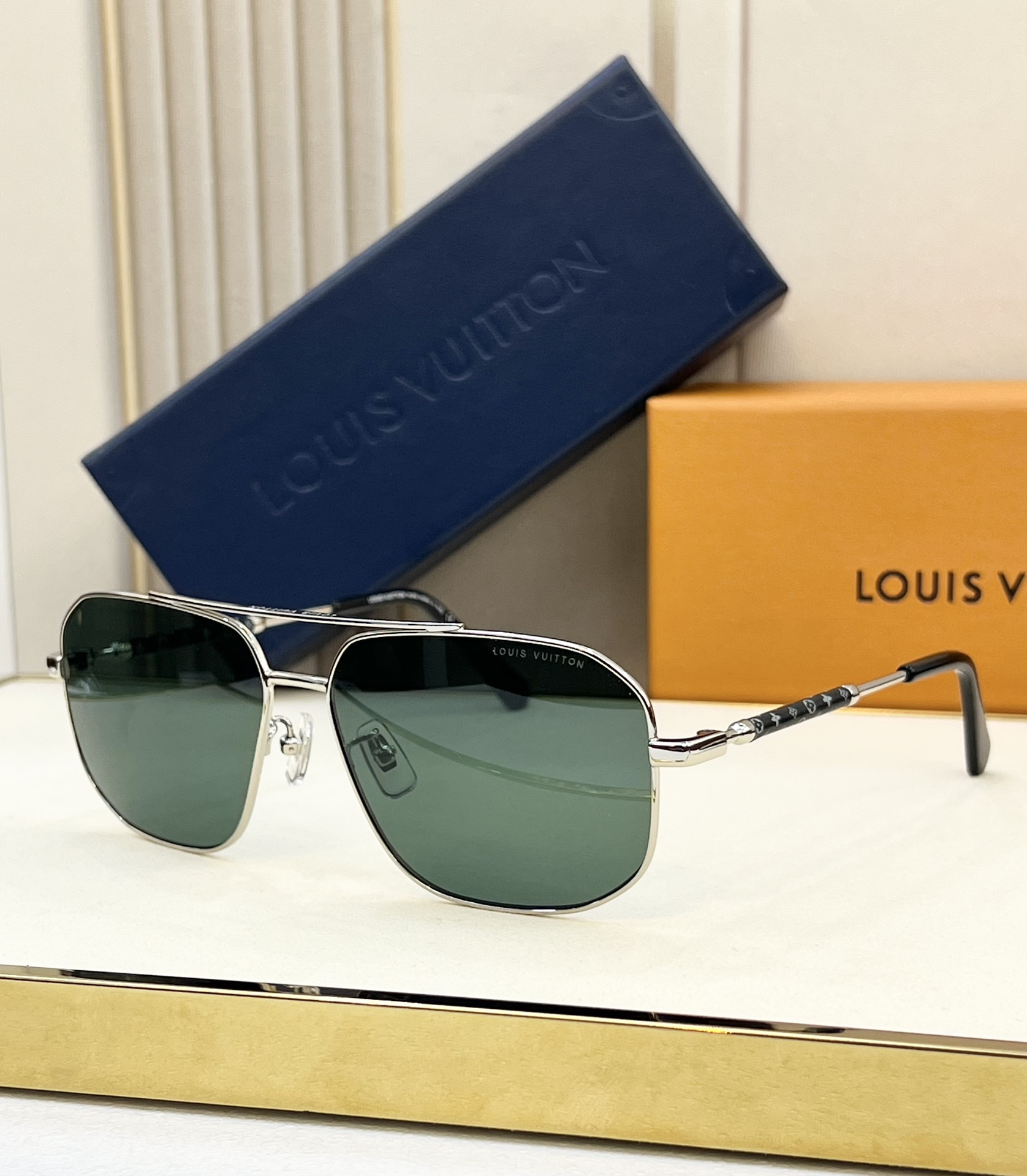 LOUIS VUITTO SUNGLASSES Z1267 (Original Edition)