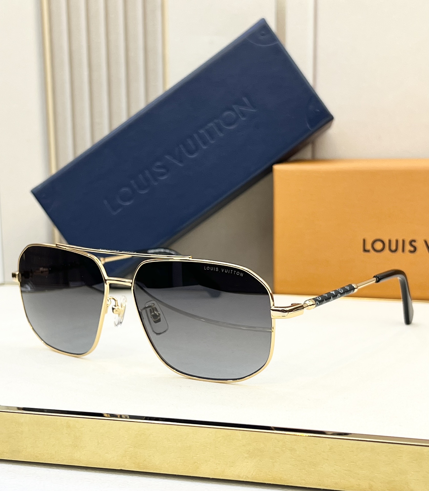 LOUIS VUITTO SUNGLASSES Z1267 (Original Edition)