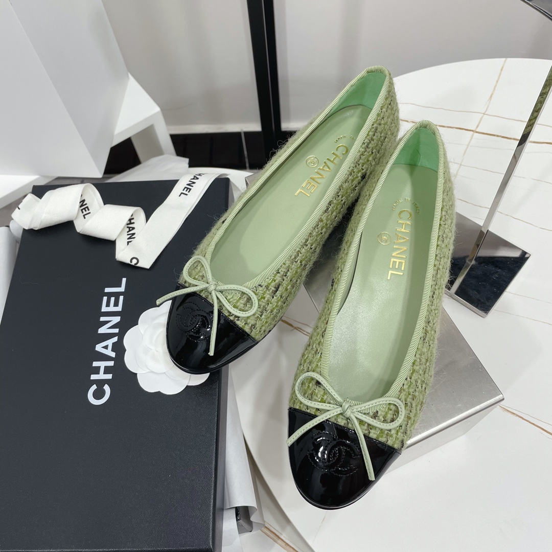 CHANEL BALLET FLATS