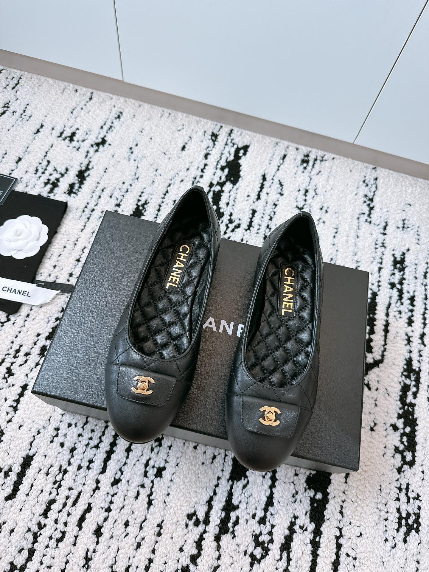 CHANEL BALLET FLATS